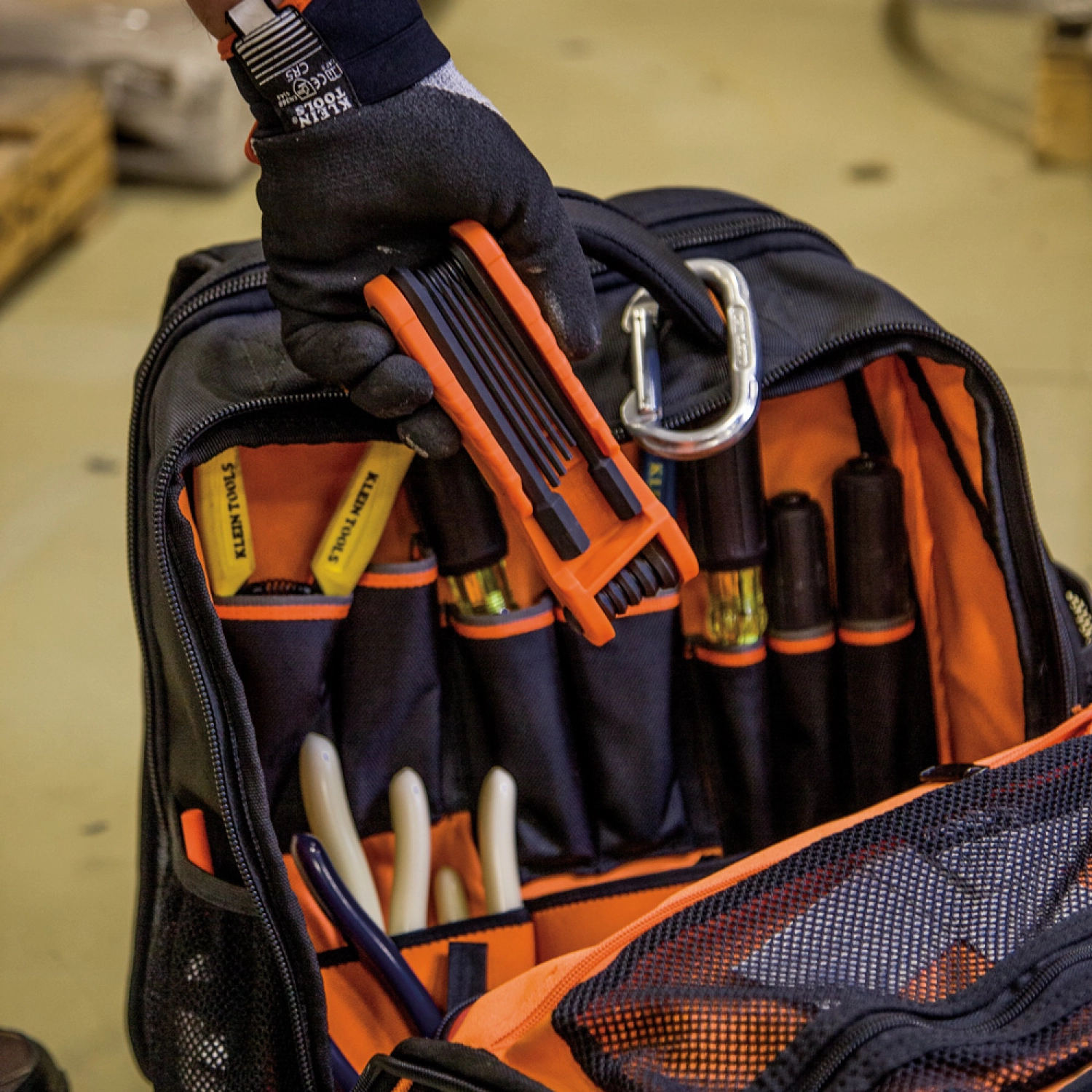 Klein Tools 70552 Pro Folding Hex Key Set, SAE and Metric, 21 Pc.